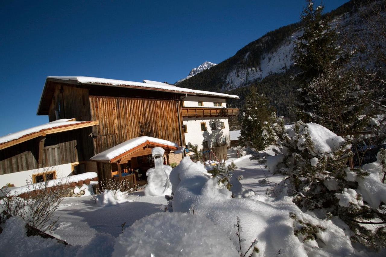Ferienhaus Wechner Häselgehr エクステリア 写真