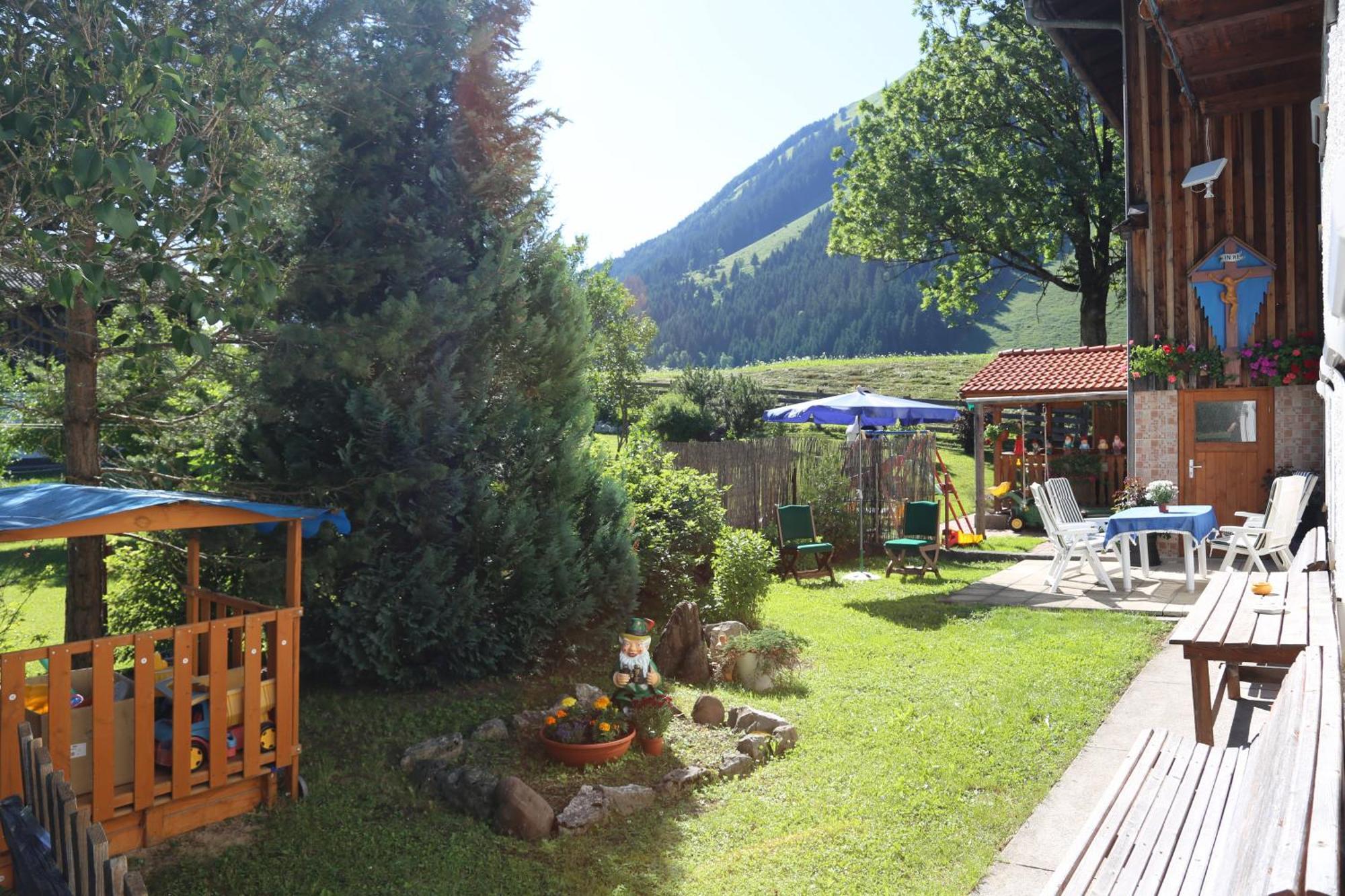 Ferienhaus Wechner Häselgehr エクステリア 写真