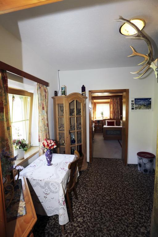 Ferienhaus Wechner Häselgehr エクステリア 写真